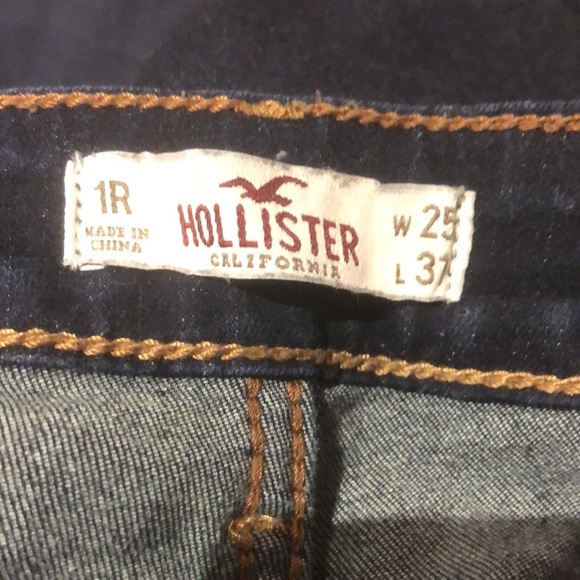 Hollister Dark Wash Skinny Jeans - Picture 4 of 5